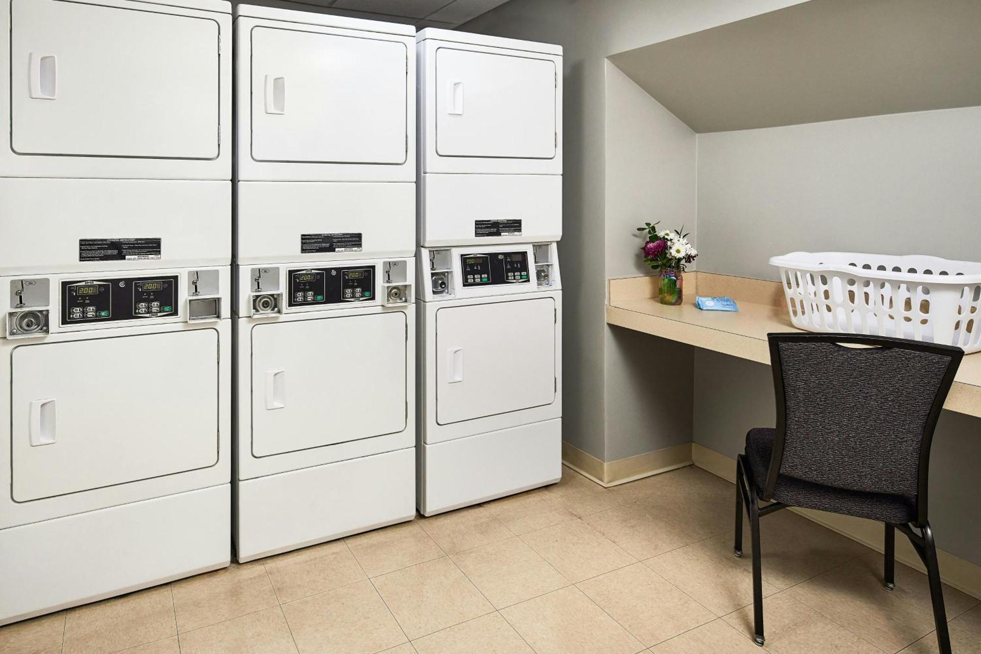 Towneplace Suites By Marriott Colorado Springs South מראה חיצוני תמונה